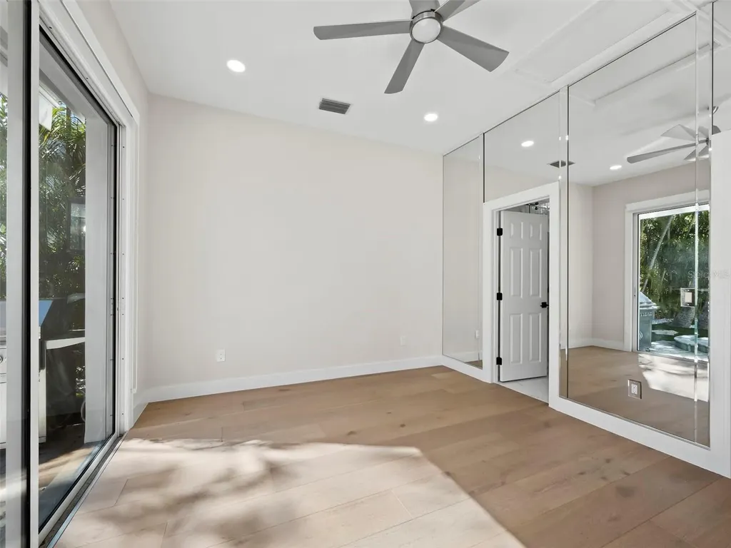 3533 Fair Oaks Lane Longboat Key FL 34228