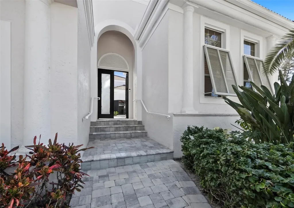3533 Fair Oaks Lane Longboat Key FL 34228