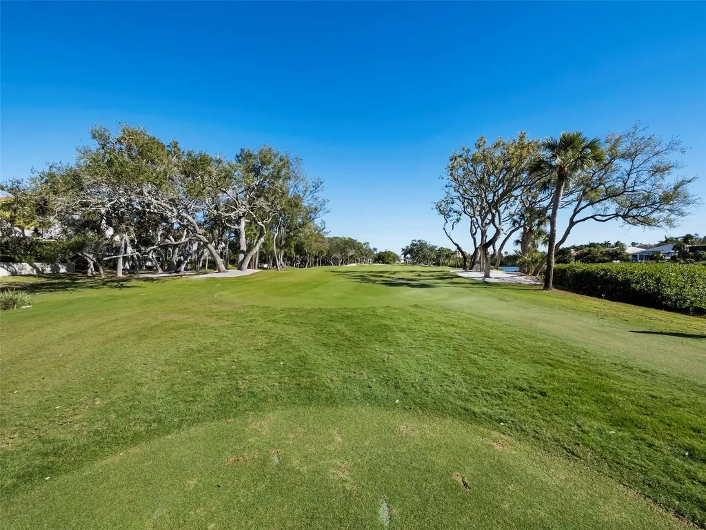 3533 Fair Oaks Lane Longboat Key FL 34228