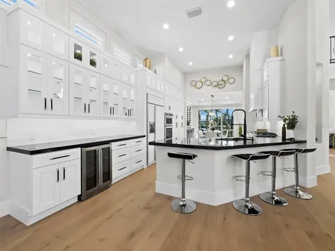 3533 Fair Oaks Lane Longboat Key FL 34228