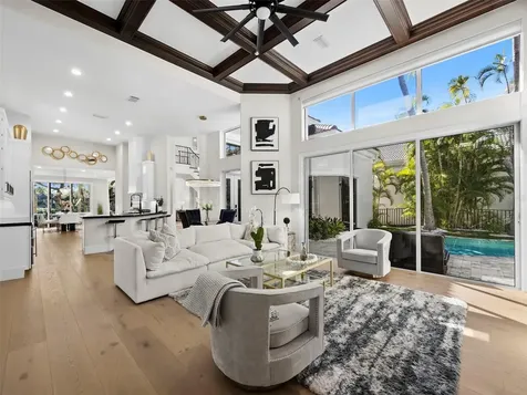 3533 Fair Oaks Lane Longboat Key FL 34228
