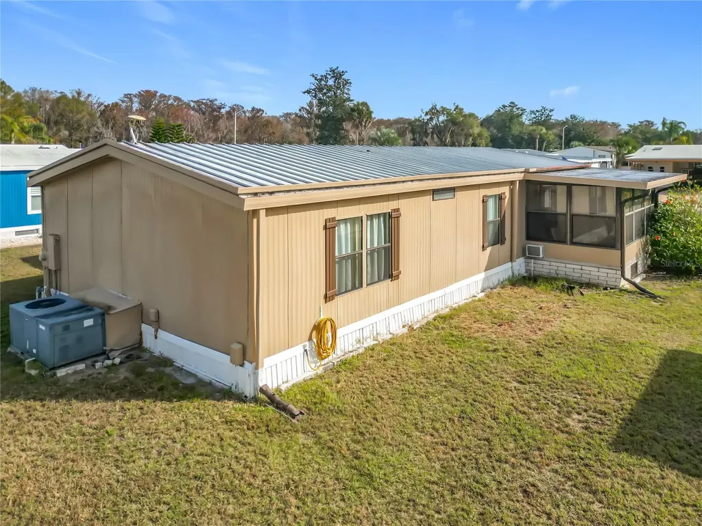 109 Lyonia Lane Wildwood FL 34785