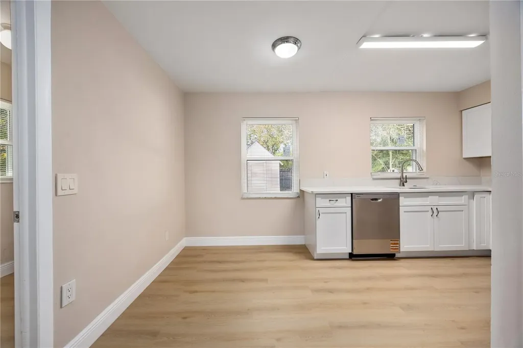 8013 Rhea Circle Orlando FL 32807