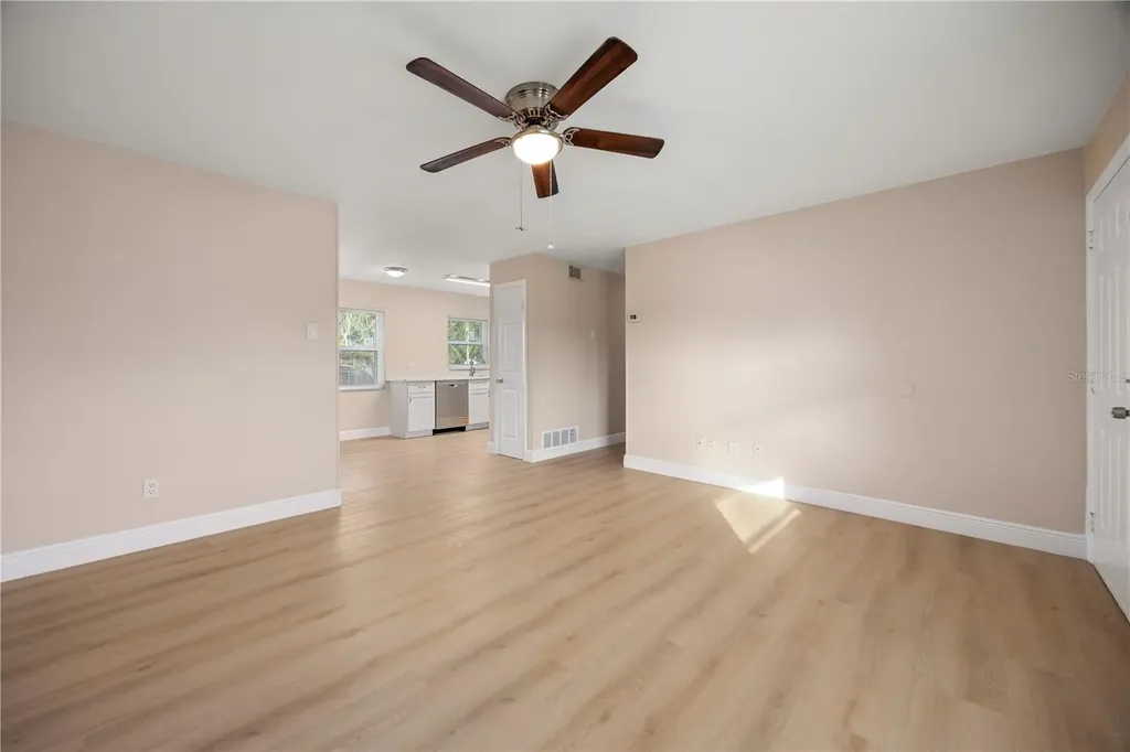 8013 Rhea Circle Orlando FL 32807