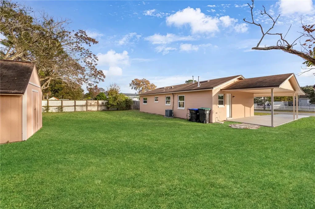 8013 Rhea Circle Orlando FL 32807