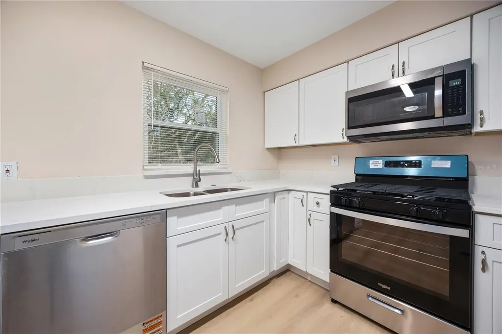 8013 Rhea Circle Orlando FL 32807