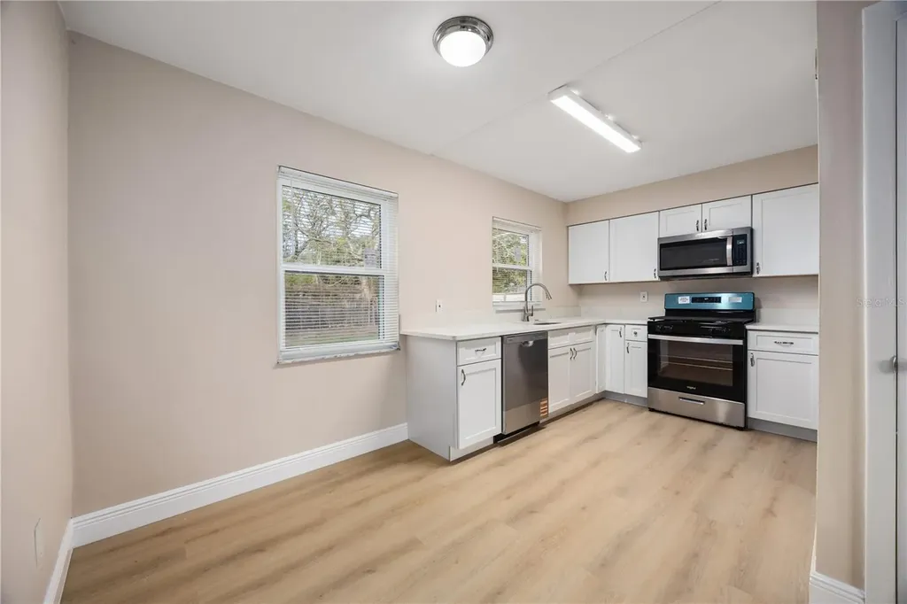 8013 Rhea Circle Orlando FL 32807