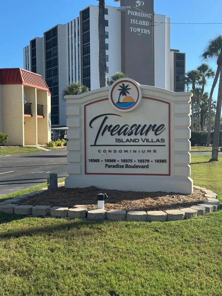 10375 Paradise Boulevard Treasure Island FL 33706