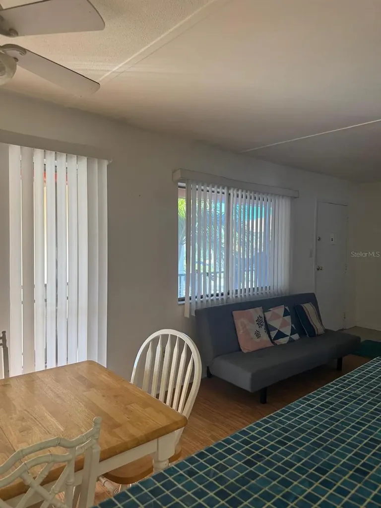 10375 Paradise Boulevard Treasure Island FL 33706