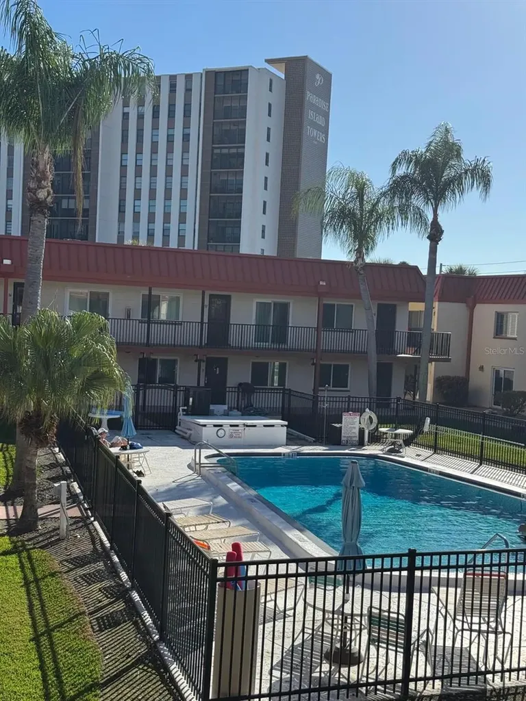 10375 Paradise Boulevard Treasure Island FL 33706