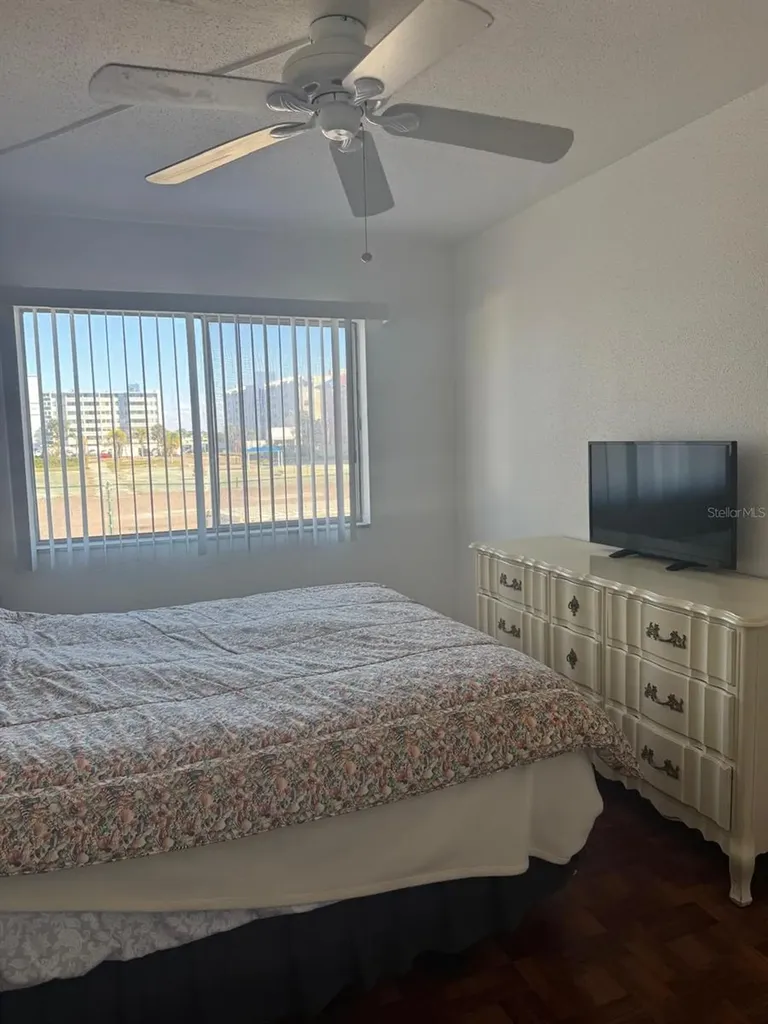 10375 Paradise Boulevard Treasure Island FL 33706