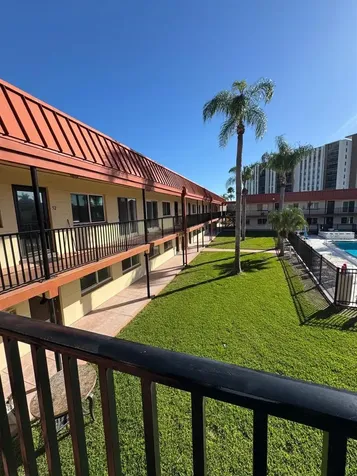 10375 Paradise Boulevard Treasure Island FL 33706