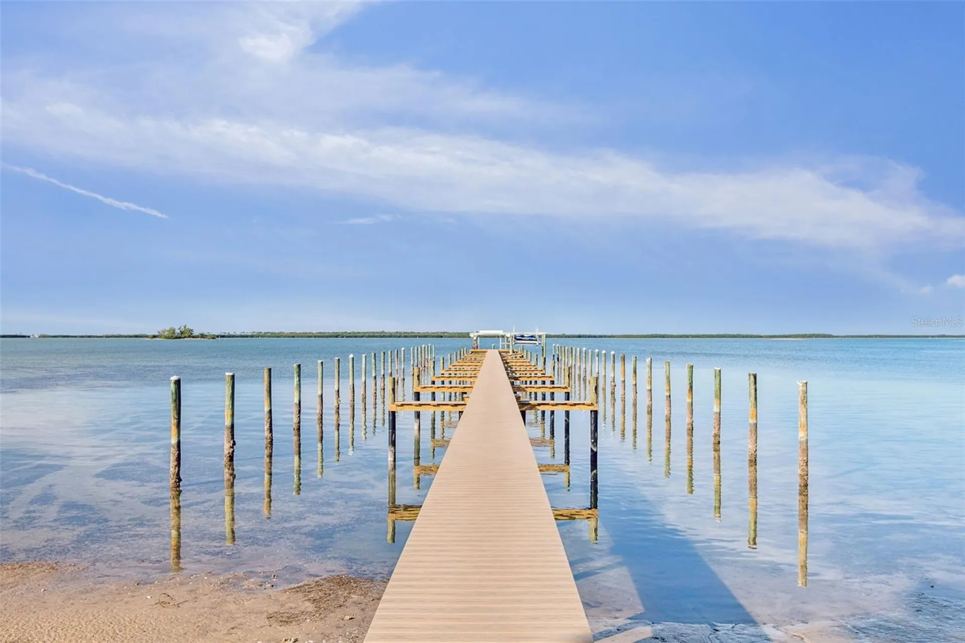 1420 Bayshore Boulevard Dunedin FL 34698
