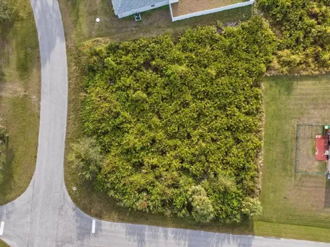 12142 Appleberg Circle Port Charlotte FL 33981