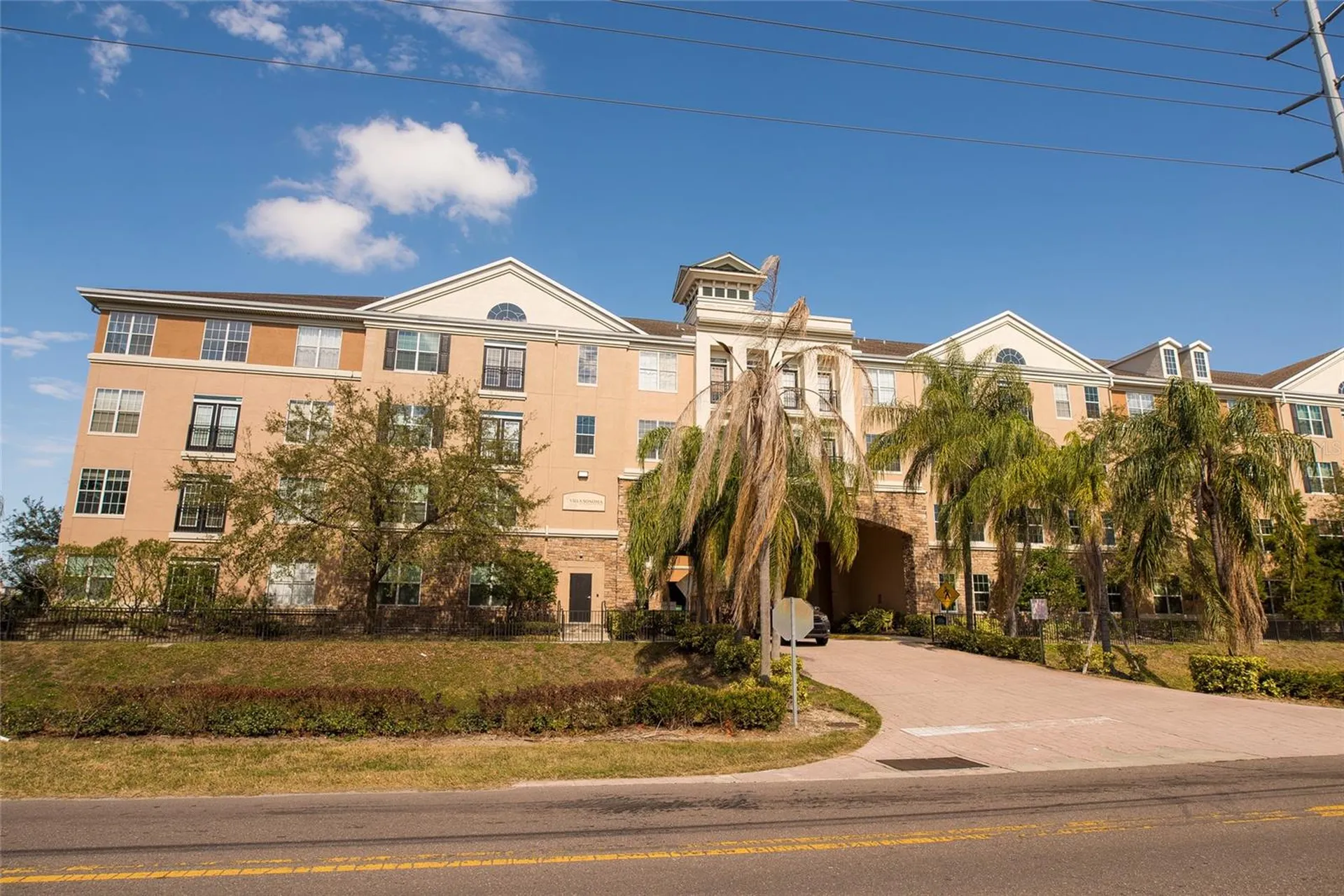 4221 W Spruce Street Tampa FL 33607