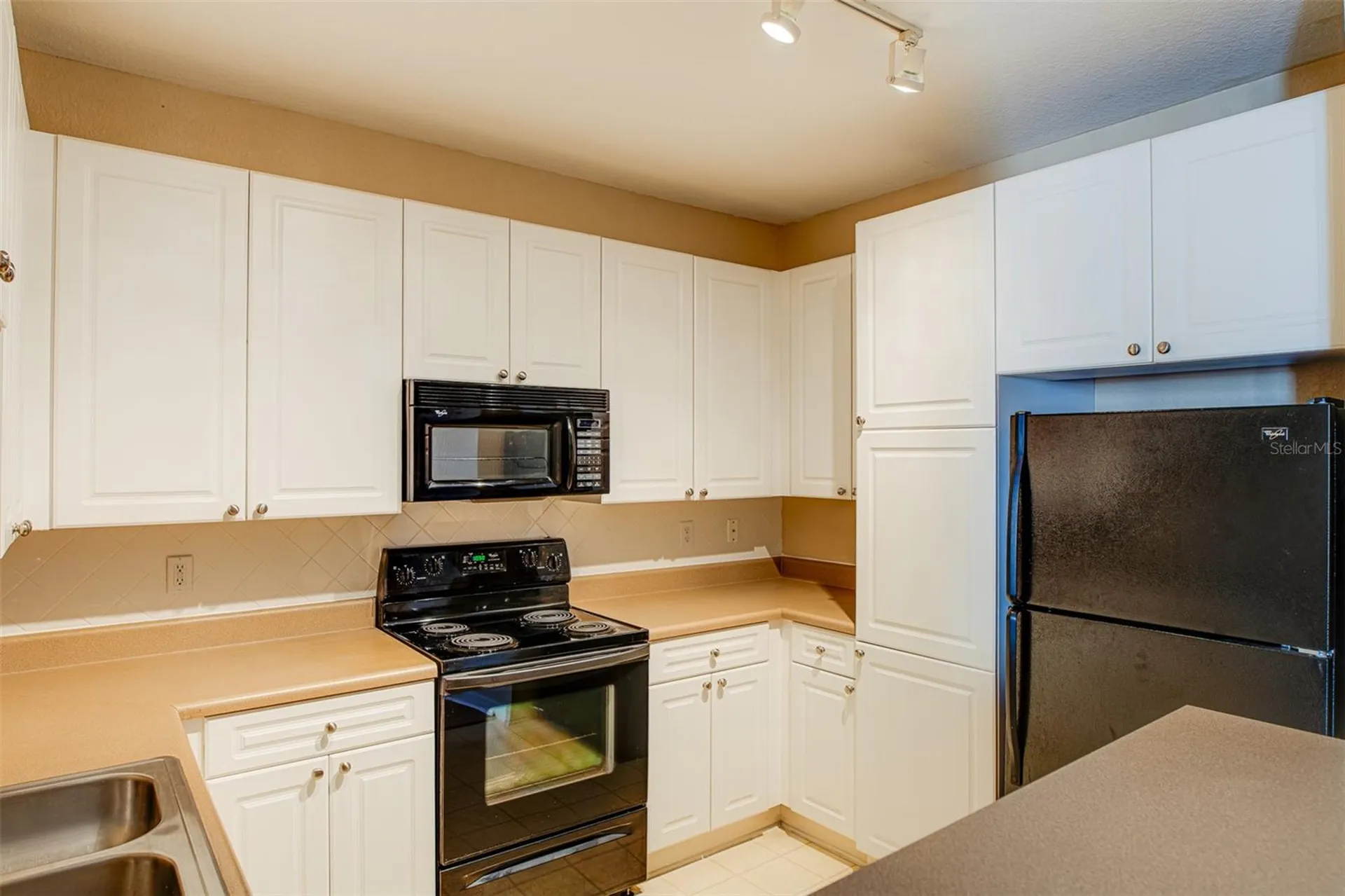4221 W Spruce Street Tampa FL 33607