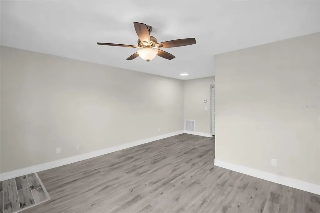 24862 Us Highway 19 N Clearwater FL 33763