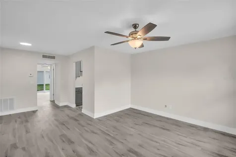24862 Us Highway 19 N Clearwater FL 33763