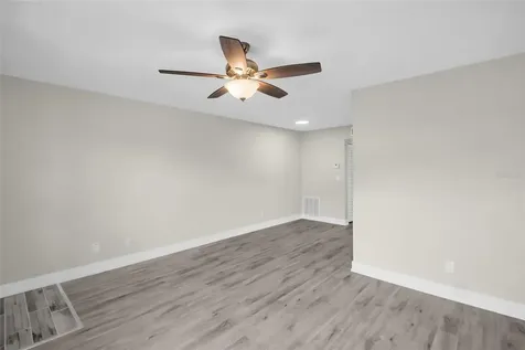 24862 Us Highway 19 N Clearwater FL 33763