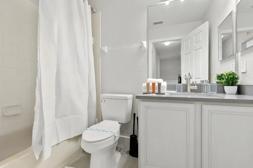 2725 Calabria Avenue Davenport FL 33897