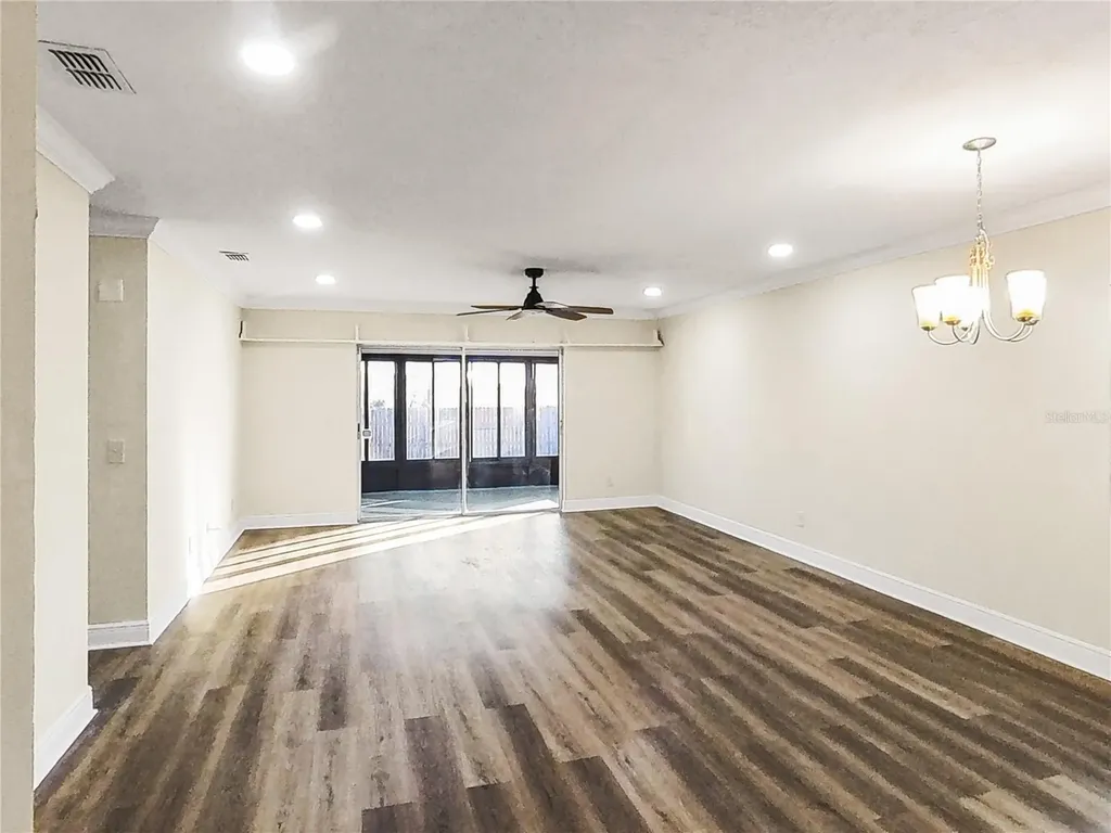 8341 Paddlewheel Street Tampa FL 33637