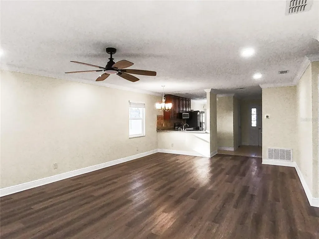 8341 Paddlewheel Street Tampa FL 33637