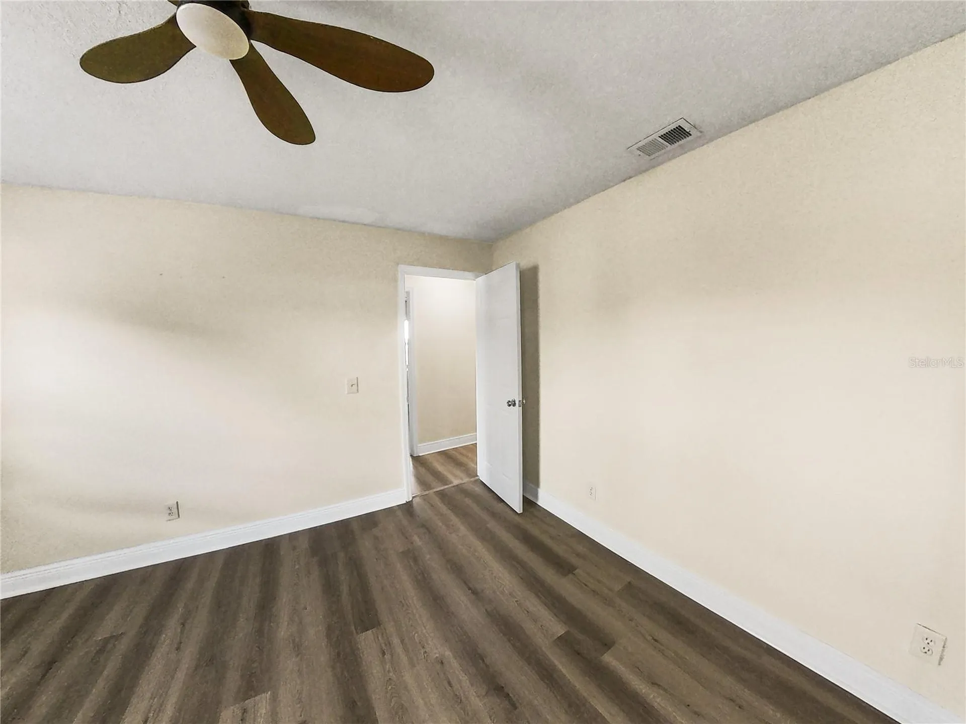 8341 Paddlewheel Street Tampa FL 33637