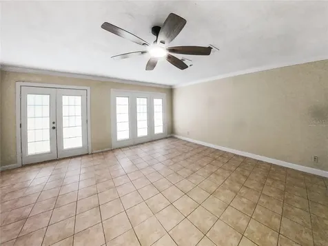 8341 Paddlewheel Street Tampa FL 33637