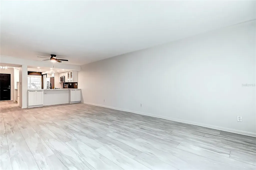 650 Island Way Clearwater Beach FL 33767