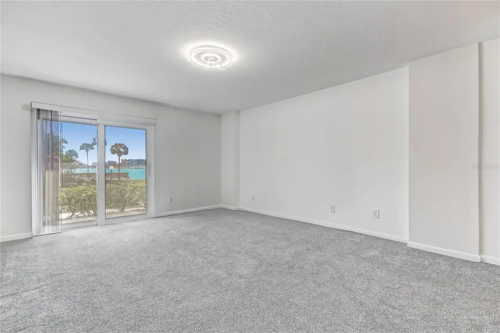650 Island Way Clearwater Beach FL 33767