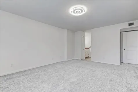 650 Island Way Clearwater Beach FL 33767