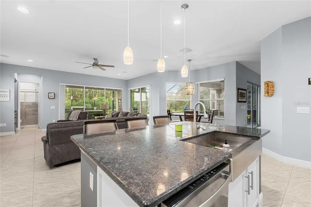 2611 Coco Palm Circle Wesley Chapel FL 33543