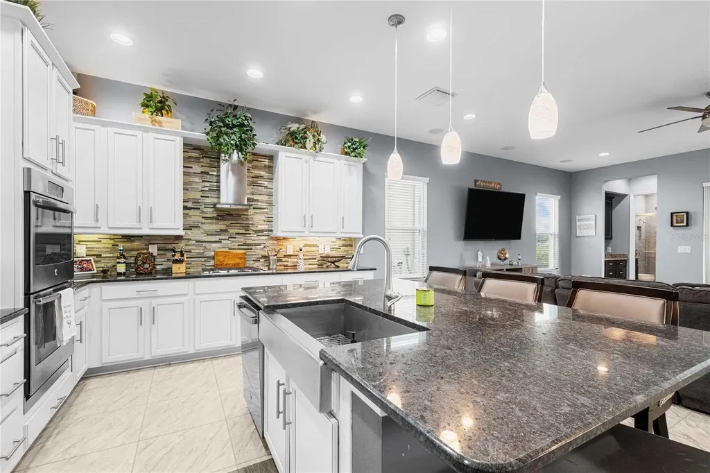 2611 Coco Palm Circle Wesley Chapel FL 33543