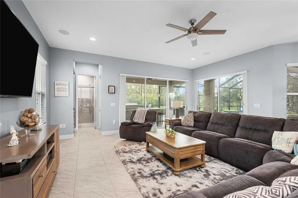 2611 Coco Palm Circle Wesley Chapel FL 33543