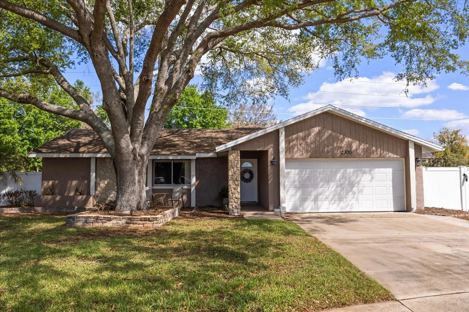 2300 Stepping Stone Court Orlando FL 32837