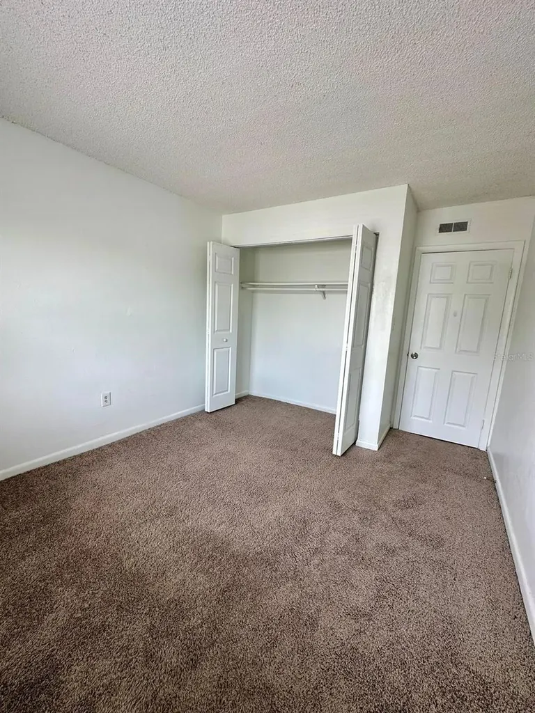 2519 N Alafaya Trail Orlando FL 32826