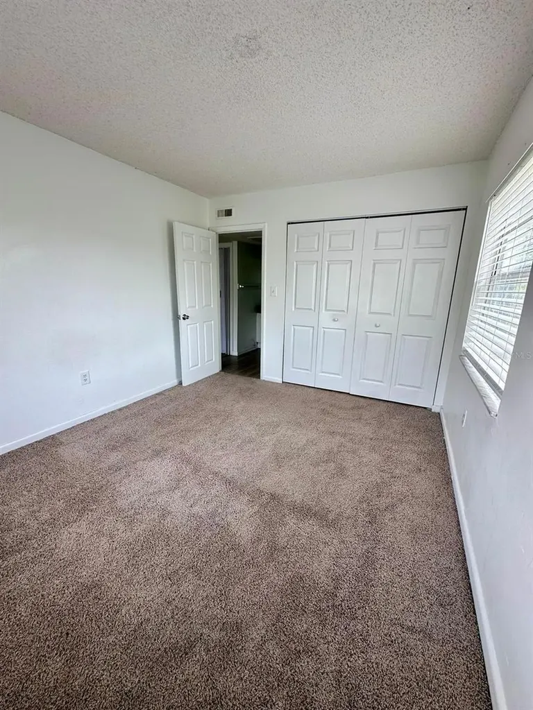2519 N Alafaya Trail Orlando FL 32826