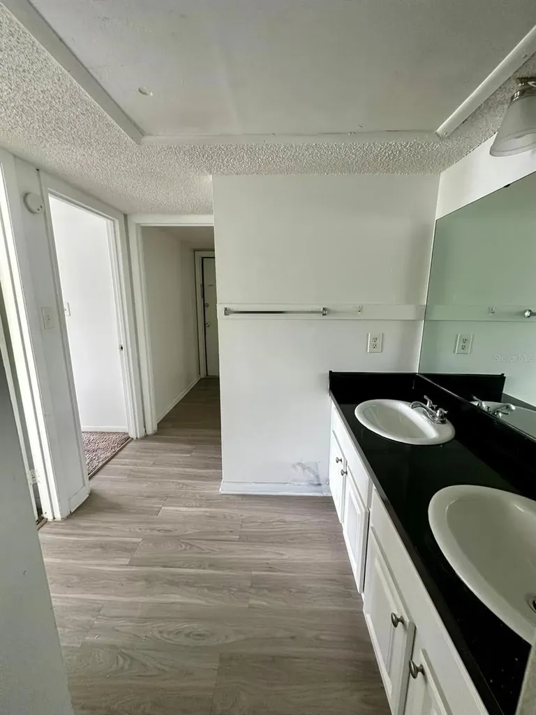 2519 N Alafaya Trail Orlando FL 32826