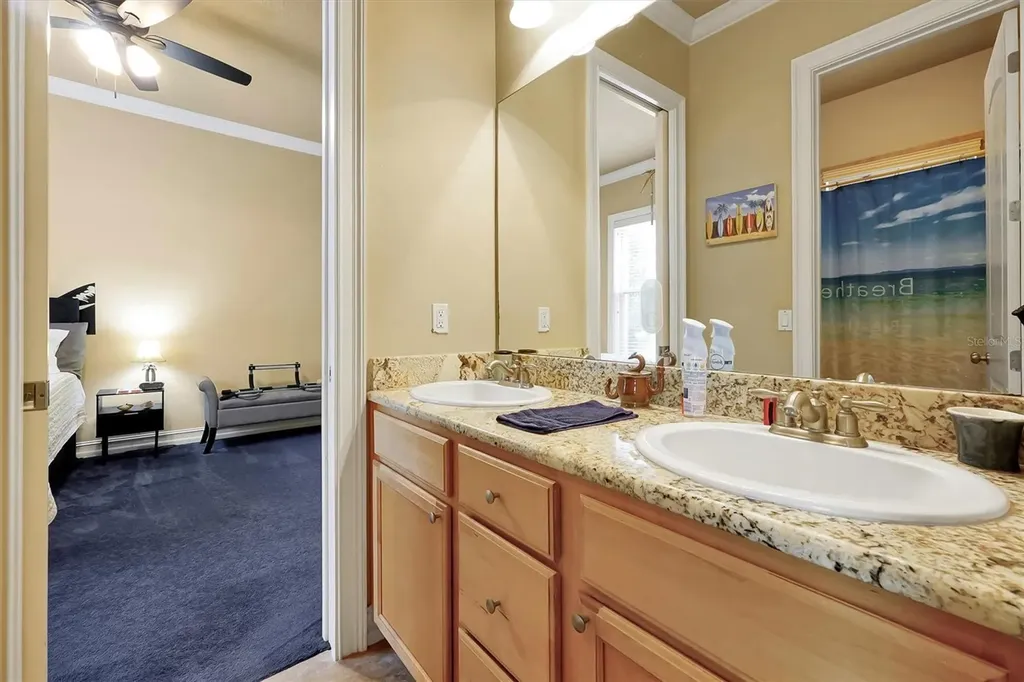 12012 Rambling Oak Boulevard Orlando FL 32832