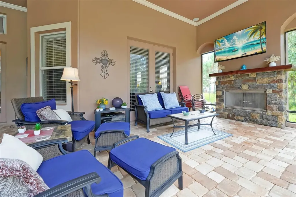 12012 Rambling Oak Boulevard Orlando FL 32832