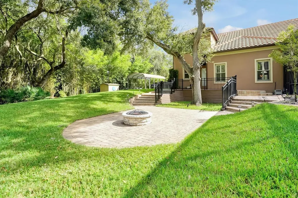 12012 Rambling Oak Boulevard Orlando FL 32832