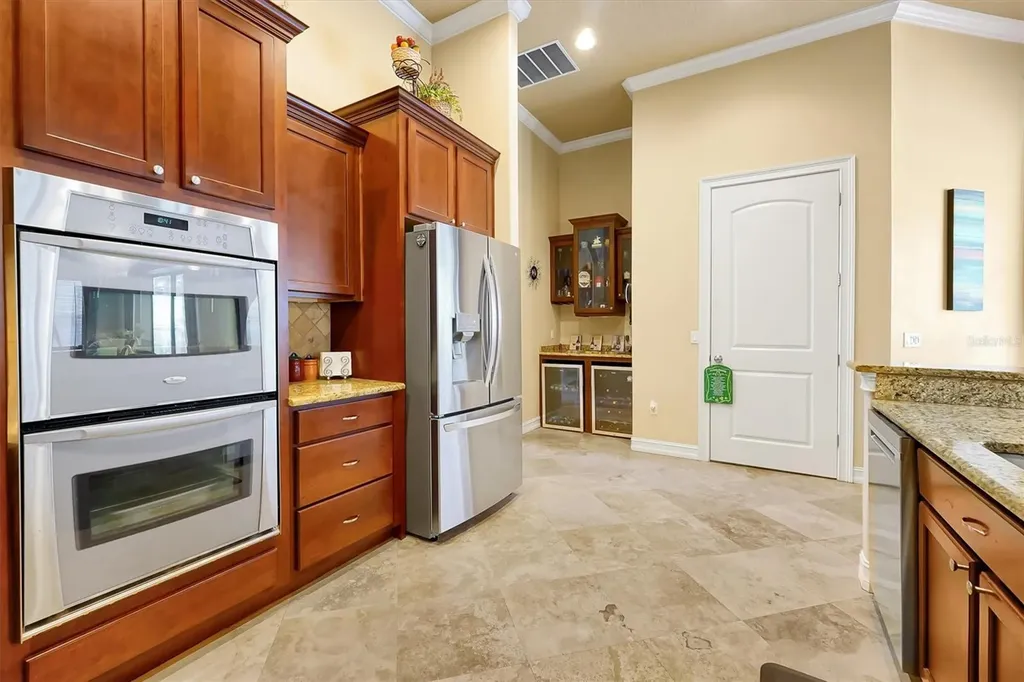 12012 Rambling Oak Boulevard Orlando FL 32832