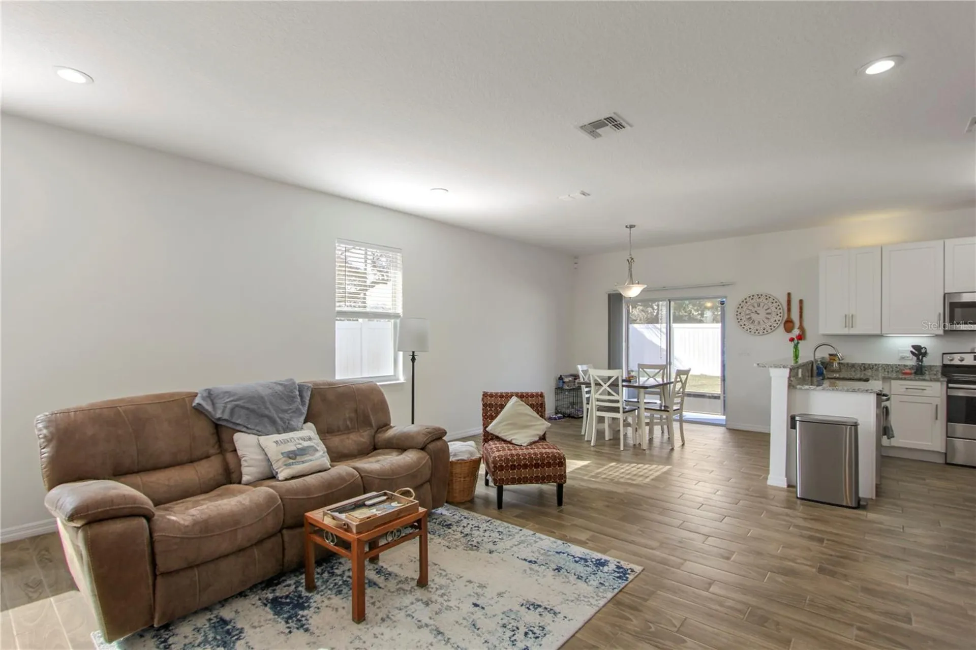 142 Pineview Drive Oviedo FL 32765
