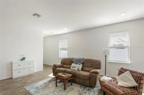 142 Pineview Drive Oviedo FL 32765