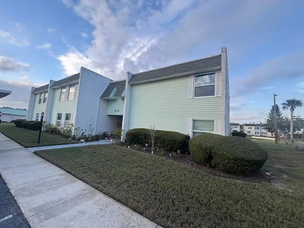 5431 Palm Drive New Port Richey FL 34652