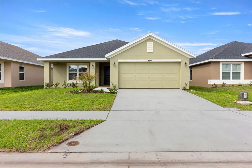7560 Bent Tree Loop St Cloud FL 34773