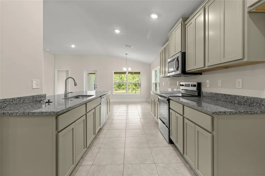 7560 Bent Tree Loop St Cloud FL 34773