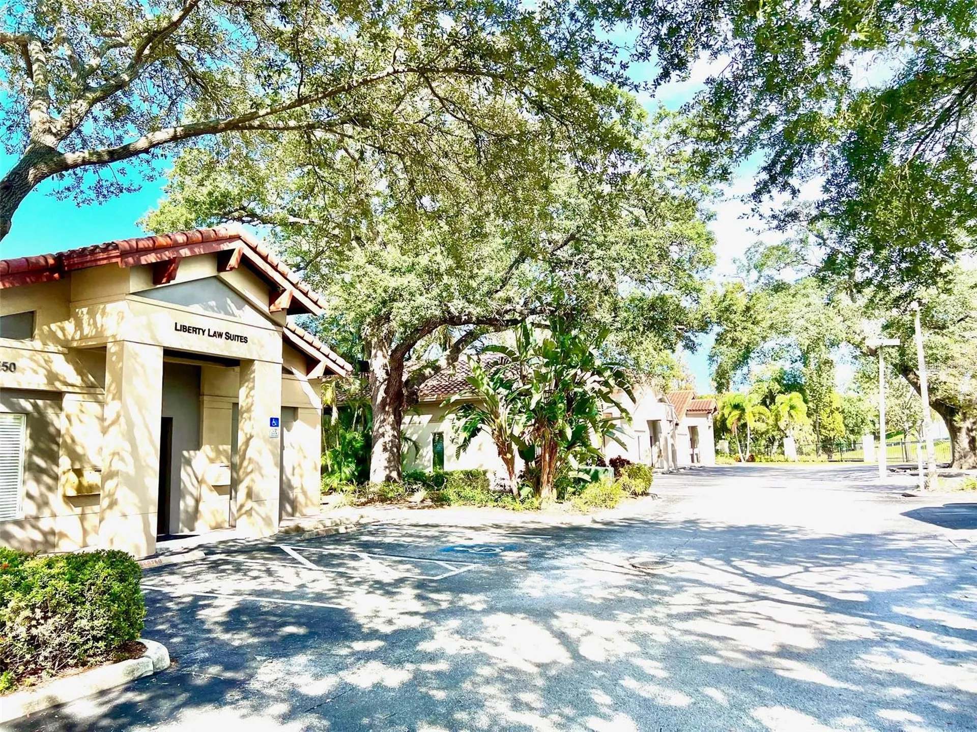 1550 W Cleveland Street Tampa FL 33606