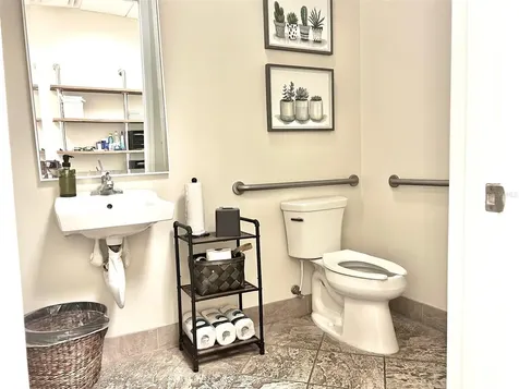 1550 W Cleveland Street Tampa FL 33606