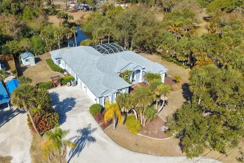 750 Harmony Lane Englewood FL 34223
